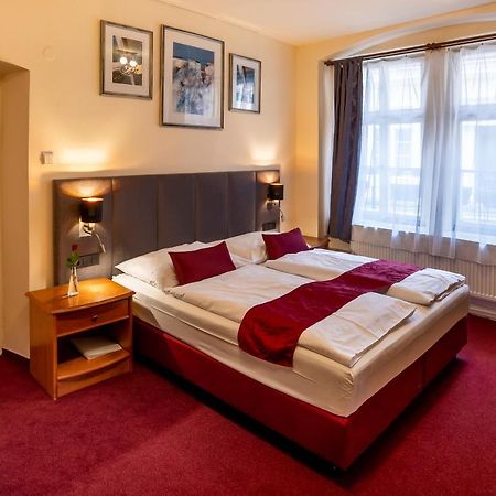 Pension U Lilie Prague Exterior photo